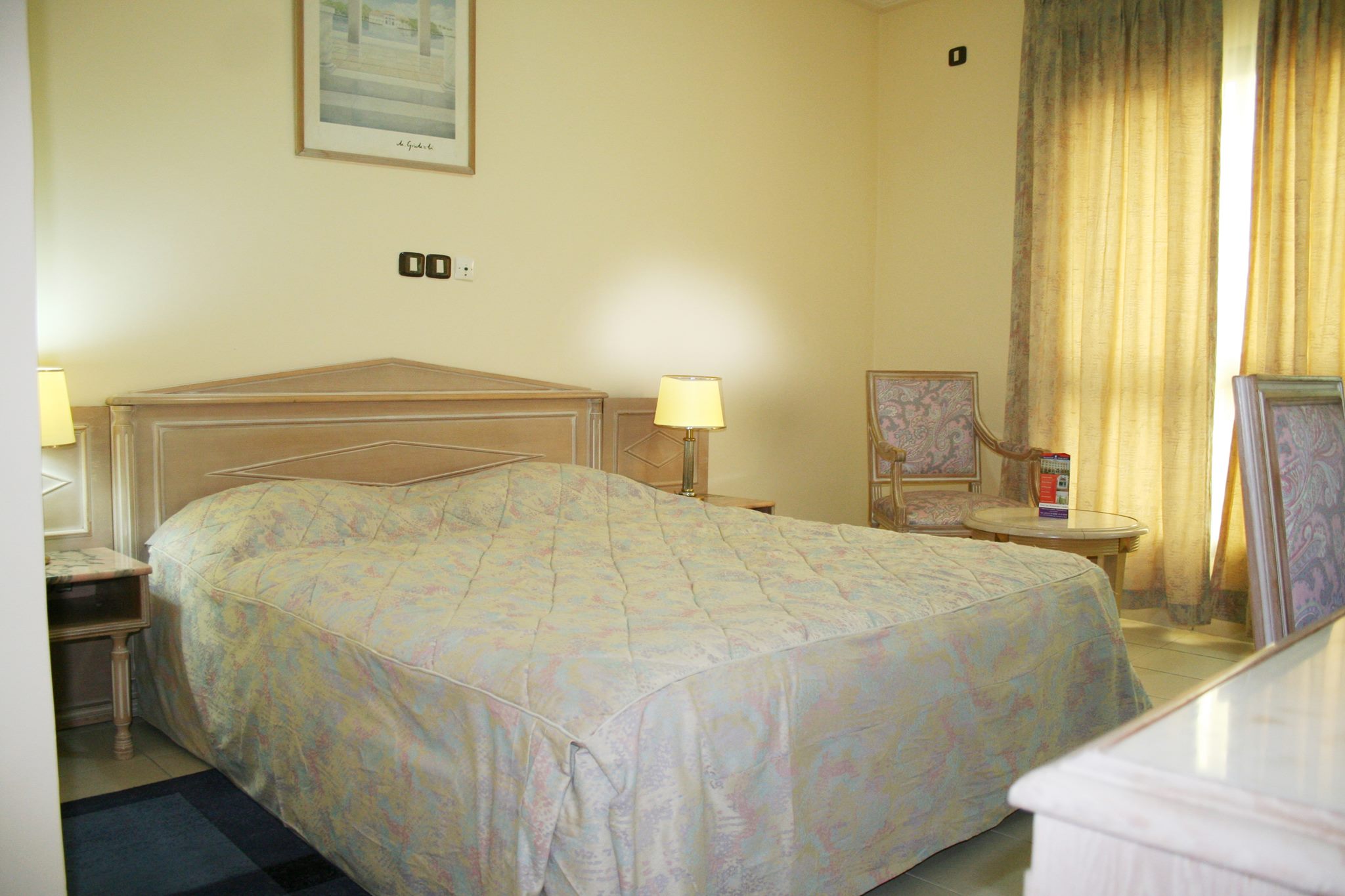 Chambres hôtel Palace Makepe