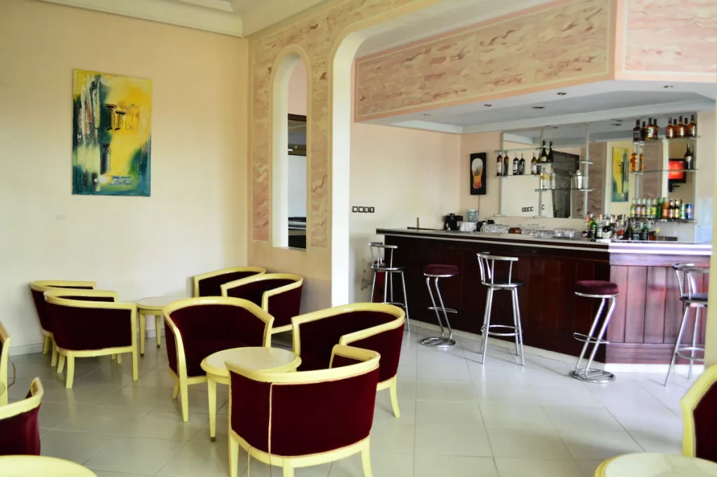 Restaurant et gastronomie hôtel Makepe